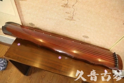 张家界市●久音古琴  ●典藏系列 20231010 [红洒金竹节]