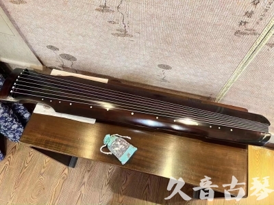 张家界市●久音古琴  ●今日推荐  [高级演奏仲尼式]